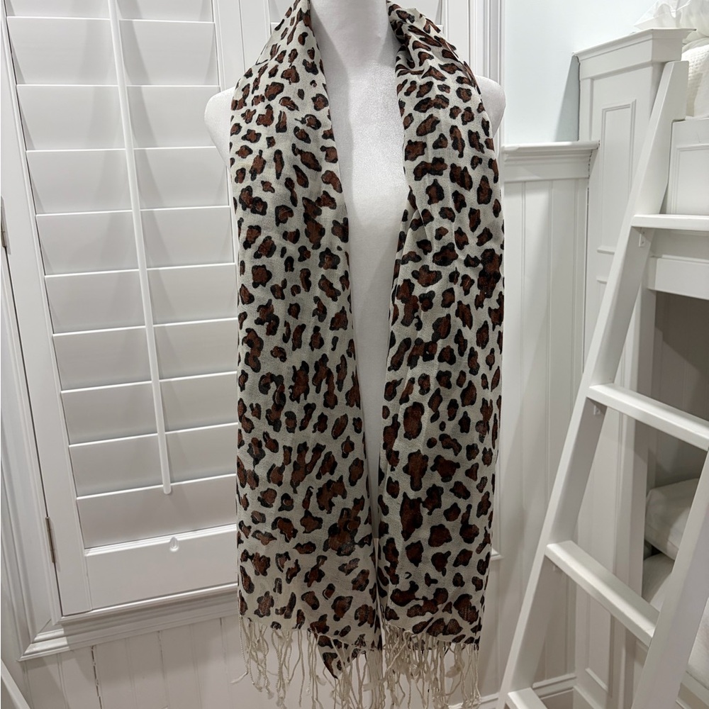 Pashmina Leopard Print Scarf